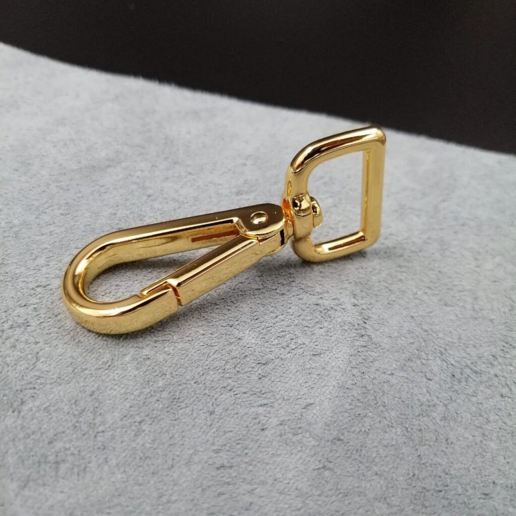 20mm Gilt Trigger Hook