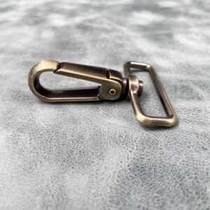 40mm Antique Brass Dog Clip