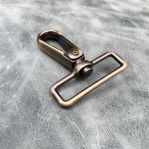 40mm Antique Brass Dog Clip