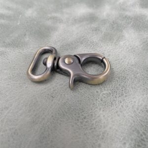 20mm Antique Brass Dog Clip