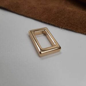16mm Gilt Square ring