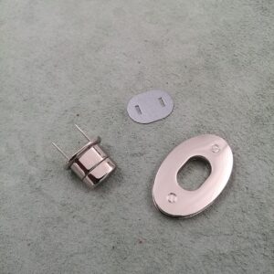 49.6mm x 32mm Nickel Turn Lock