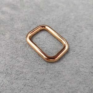 30mm Gilt Square Ring
