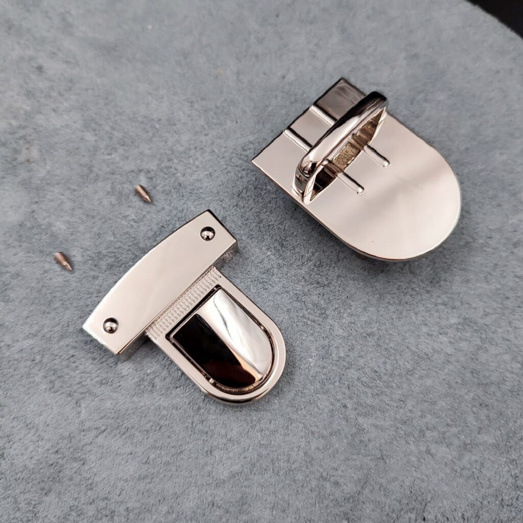 Nickel Tuck Lock