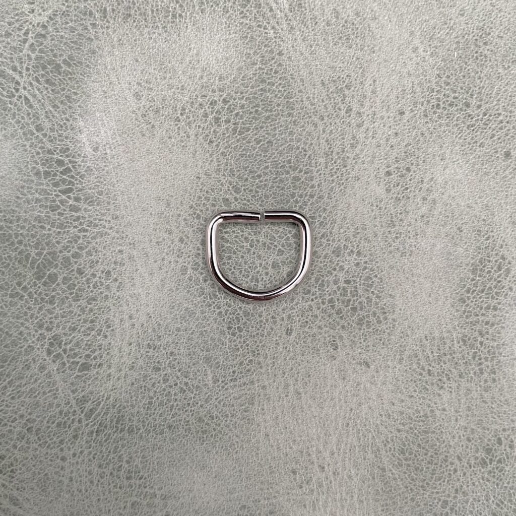 11mm Nickel D-ring