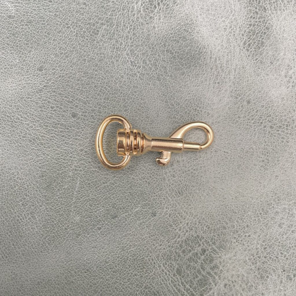 12mm Gilt Dog Clip