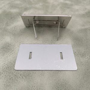 18mm Ornament with prongs