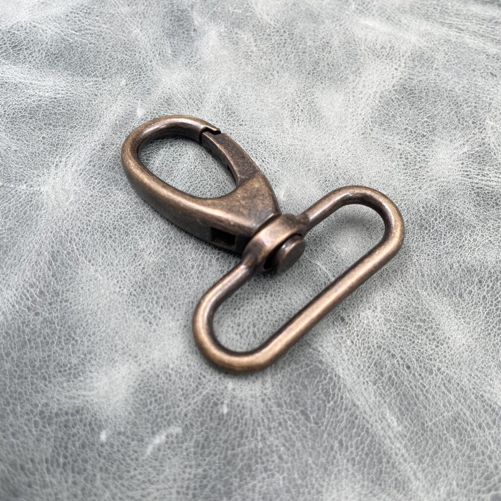 40mm Antique Brass Dog Clip