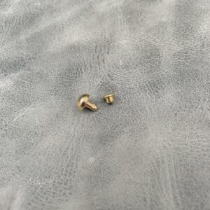7mm Gilt Rivet