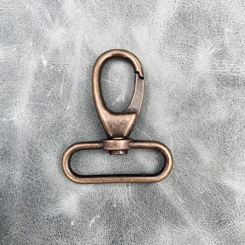 40mm Antique Brass Dog Clip