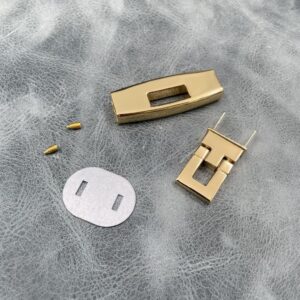 45mm Gilt Lever Lock