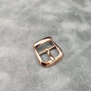 Beautiful 20mm Gilt buckle. Suitable for a 20mm sling or belt.