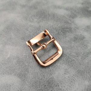 Beautiful 20mm Gilt buckle. Suitable for a 20mm sling or belt.