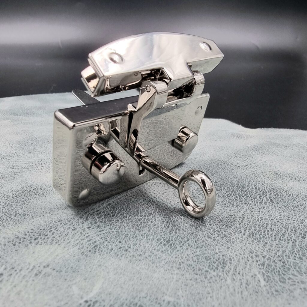 Large Nickel Lock with key - (Pack of 1) - Image 4
