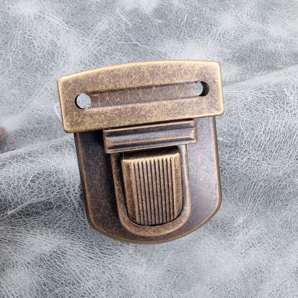 40mm Antique Brass Tuck Lock - (Pack of 1)